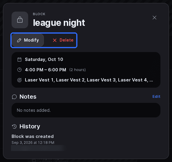 A block opened on the Host App calendar showing its date, hours and resources, with the Modify and Delete buttons highlighted